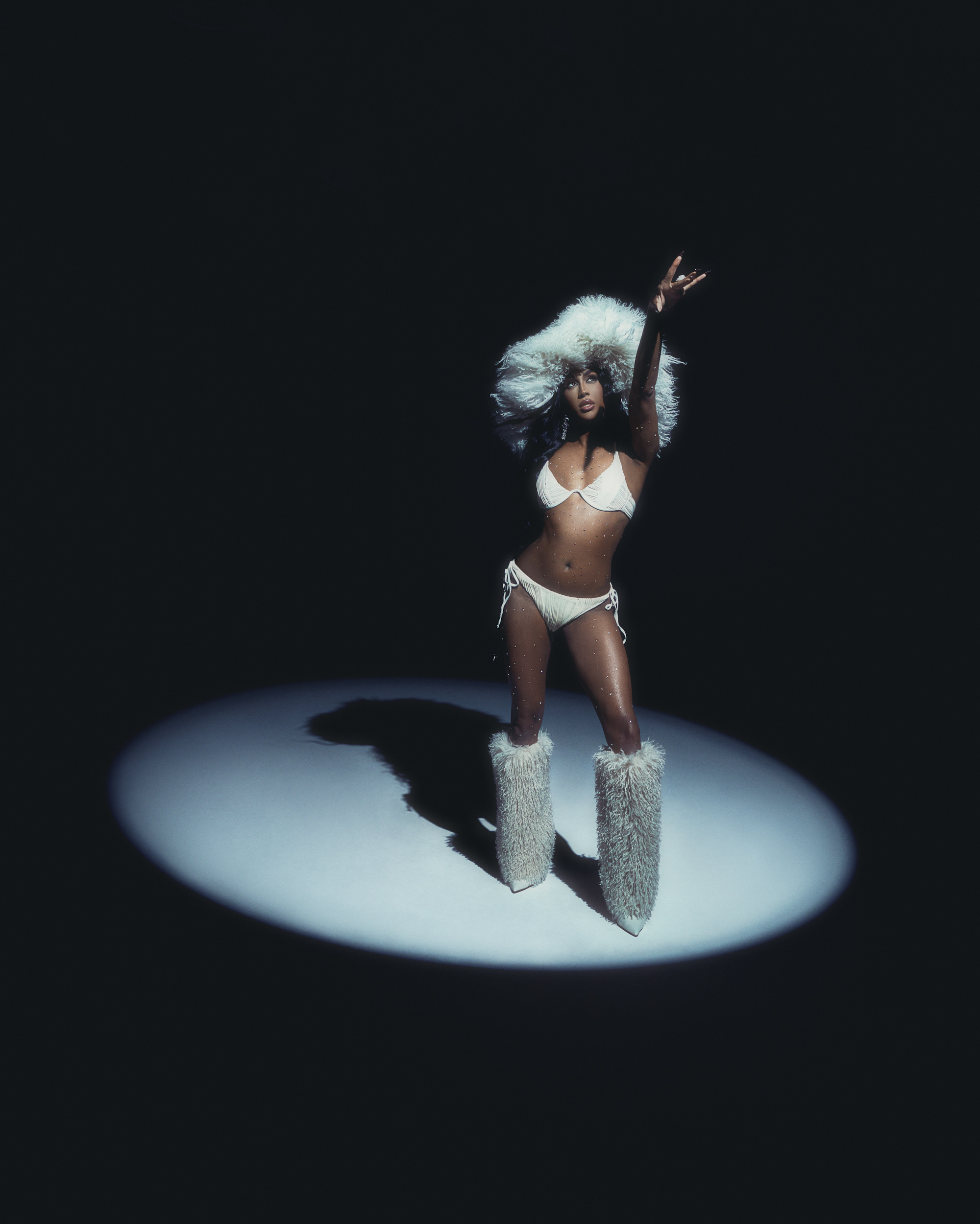 MESSY_GLAM_V1_0637_RETOUCHED_V2_WEB.jpg