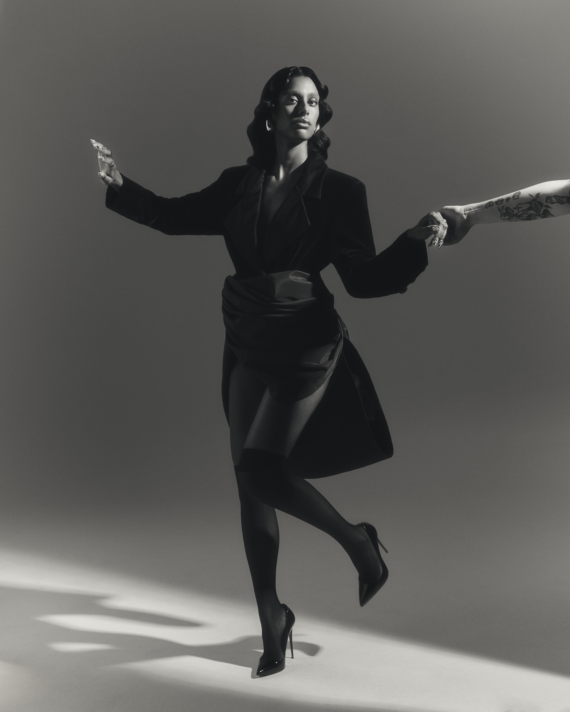 Fashion Creative_240831_LOOK_1_0117_WEB.jpg