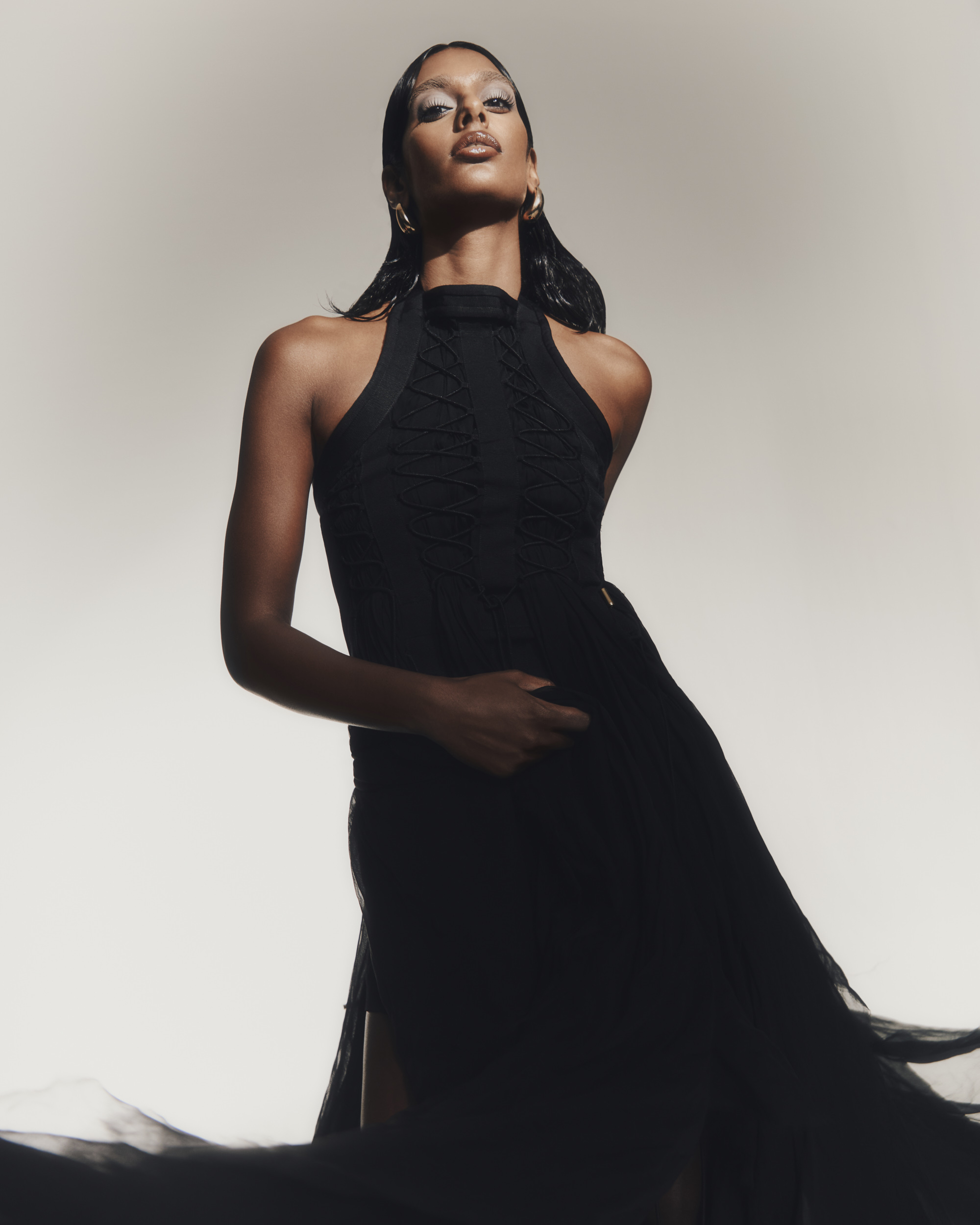 Fashion Creative_240831_LOOK_4_0708_WEB.jpg