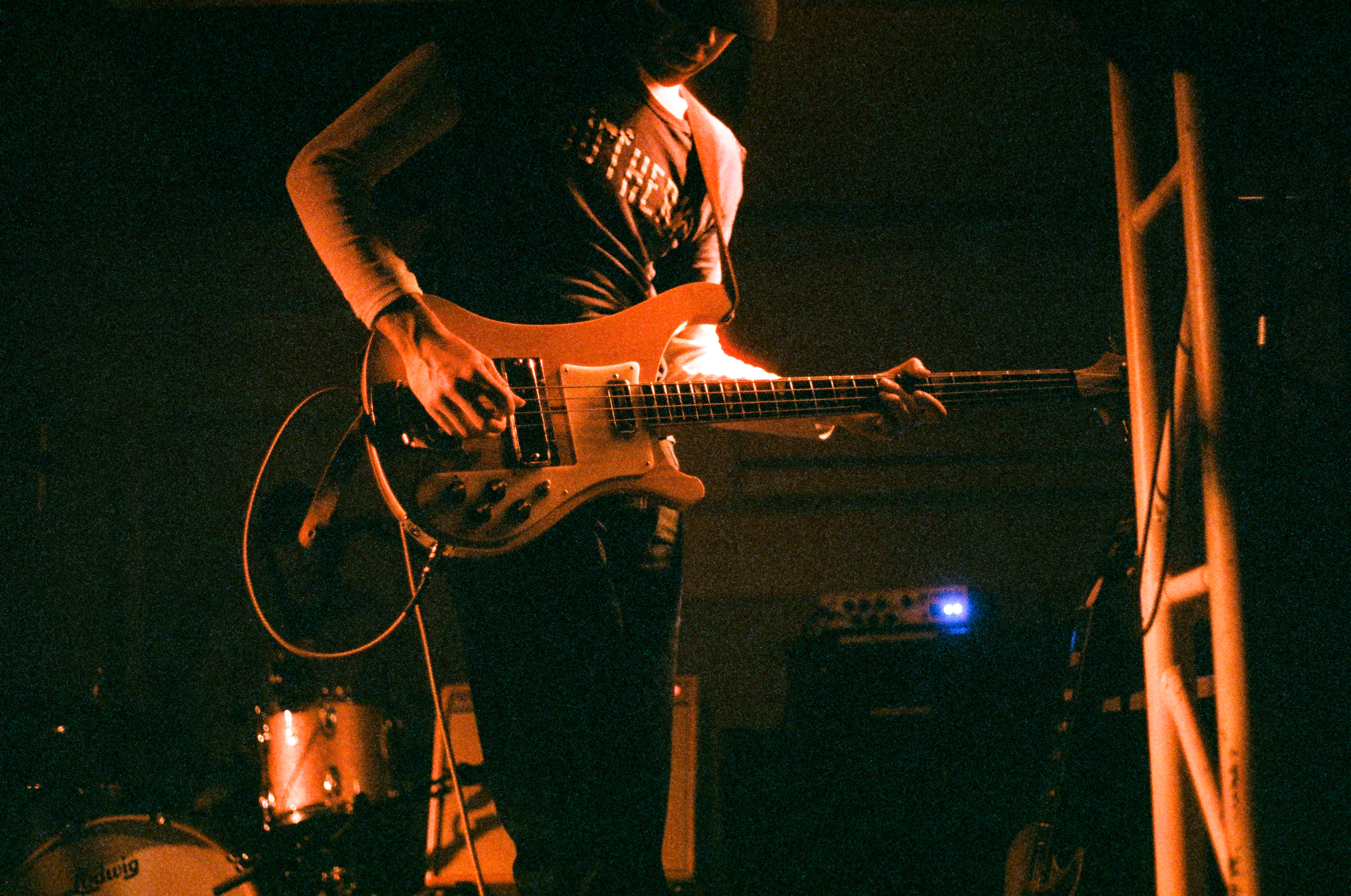 08120019-2.jpg